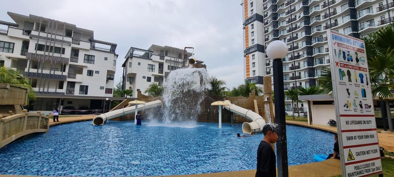 Beachfront Villa At Swiss Garden Resort Residences - Min 2 Nights Stay Kuantan Exterior photo