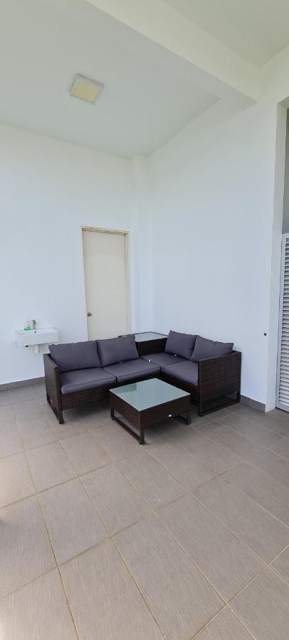 Beachfront Villa At Swiss Garden Resort Residences - Min 2 Nights Stay Kuantan Exterior photo